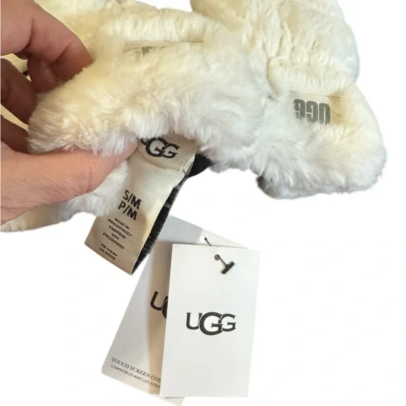 UGG Soft White Fluffy Faux fur Mittens size S/M New with Tags - Picture 6 of 6